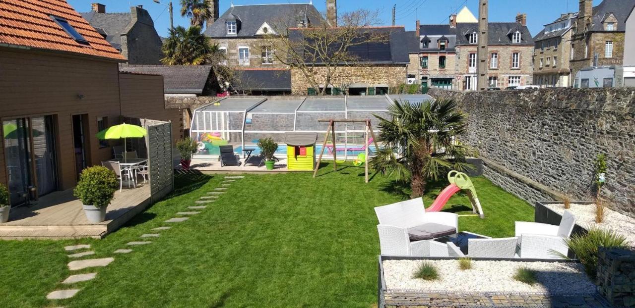 L'Âme du Gourmand Pontorson Exterior foto